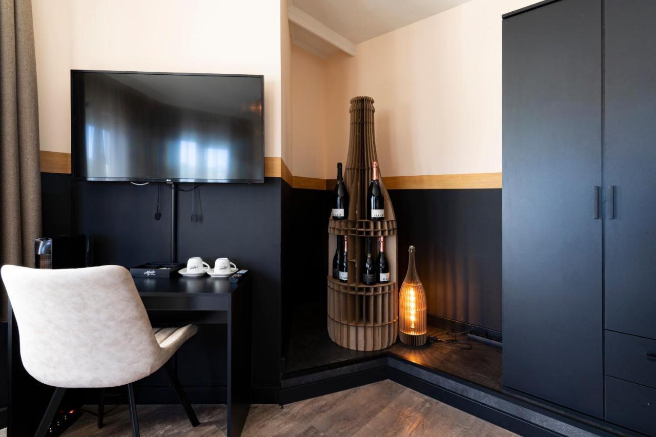 Dormio Wijnhotel Valkenburg Valkenburg aan de Geul Ngoại thất bức ảnh